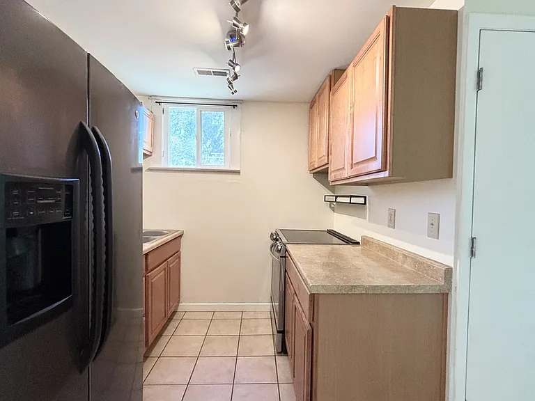 867 E Browning Ave #2 — Photo 12