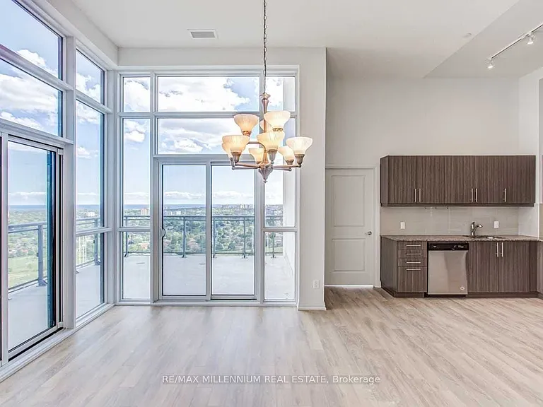 30 Meadowglen Pl #2908 — Photo 24
