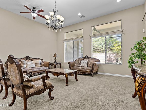 5th image of 211 W New Dawn Dr