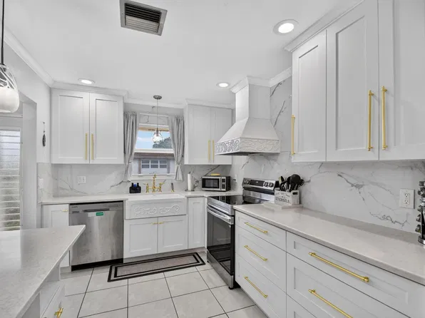 5780 Fernley Drive W #109, West Palm Beach, FL 33415