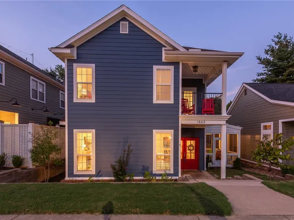 1662 E Amber Dr, Fayetteville, AR 72703