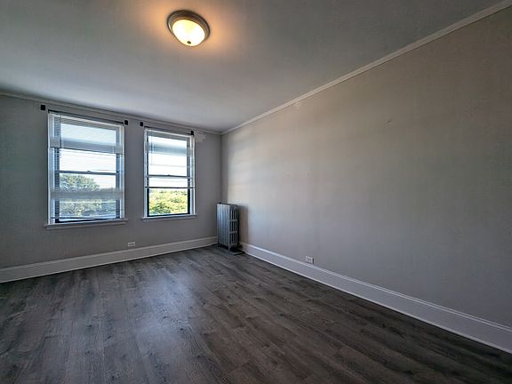 5th image of 3336 W Diversey Ave #333-2779