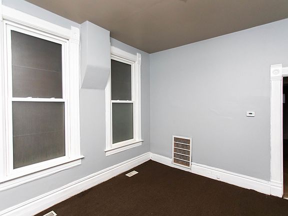 3rd image of 1924 S Homan Ave #1