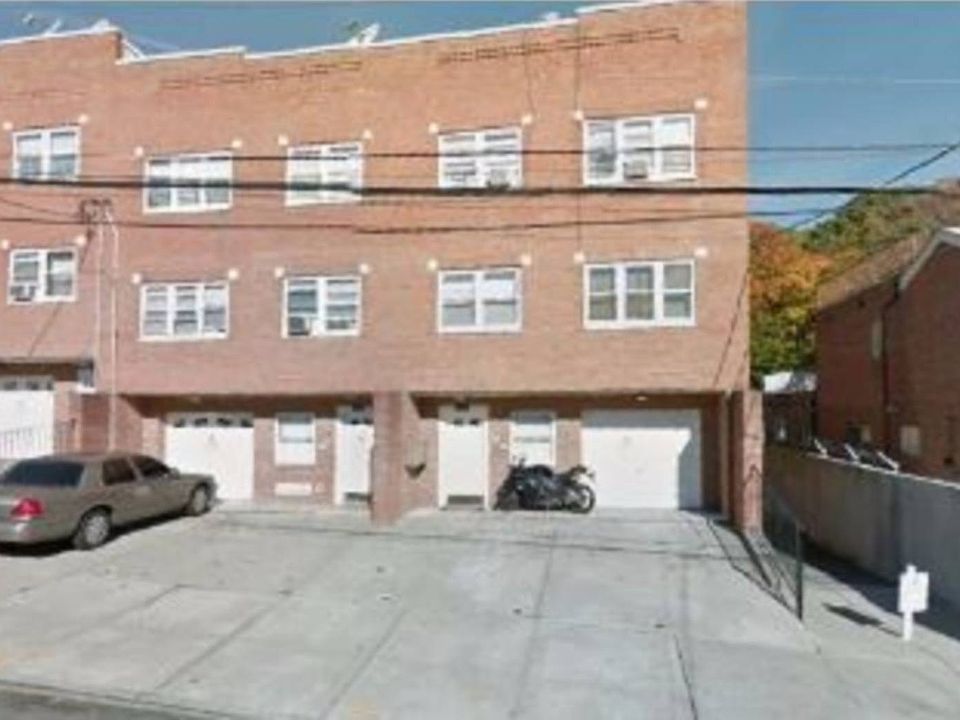 1st image of 9033 83rd Ave APT 3