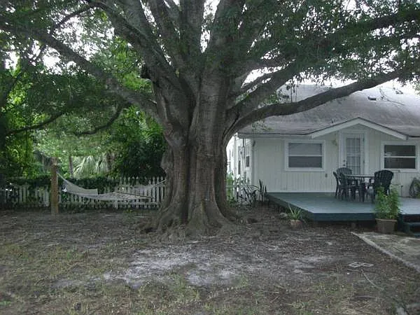 2500 Ashton Rd — Photo 1