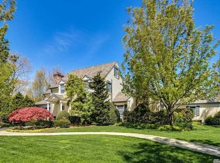 5 Tracy Ct, Northport, NY 11768
