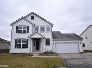 813 Bellflower Ln, Bolingbrook, IL 60440
