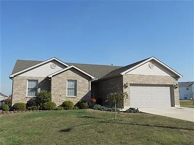 1350 Edinburgh Dr photo 1