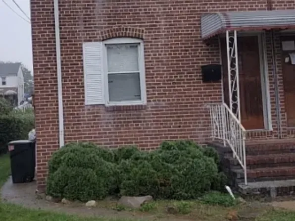 1047 Applegate Ave, Elizabeth City, NJ 07202