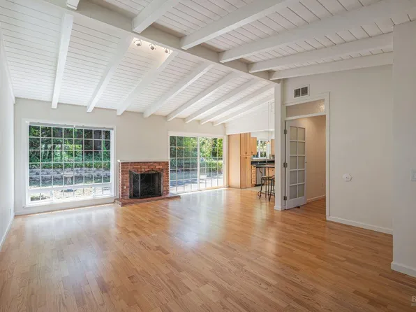 445 Sunset Parkway, Novato, CA 94947