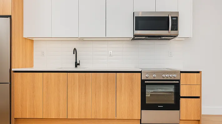 Rented by Nooklyn NYC LLC | media 7