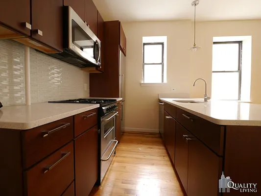 Rented by (Legacy) NY Quality Living Uptown | media 8