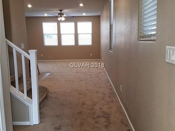 3rd image of 7546 Slipper Orchid St