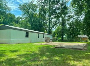 18 Guthrie Loop, Elmore, AL 36025