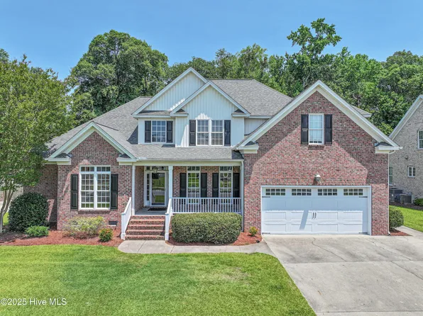 689 Cedar Ridge Drive, Winterville, NC 28590