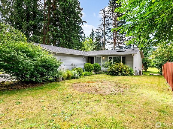 2nd image of 3031 Ridgeview Drive