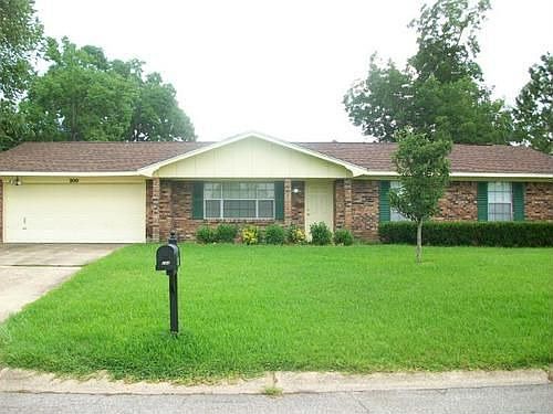 1st image of 200 Janelle Dr