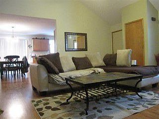 5th image of 137 Vicki Ct