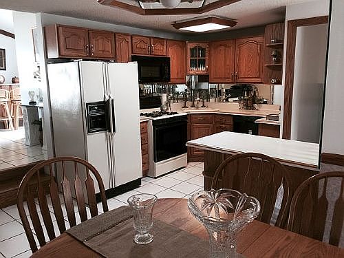 5th image of 31 Pamela Dr