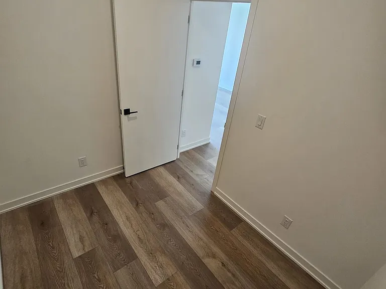 33 Erie Ave #610 — Photo 9