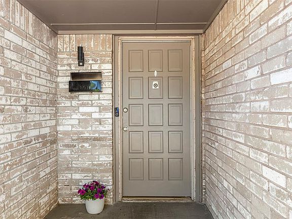 4th image of 1708 Sunrise St