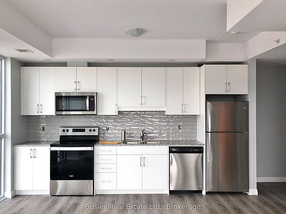 4th image of 60 Charles St W #1110