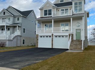 3 Imbrie Pl, Sea Bright, NJ 07760