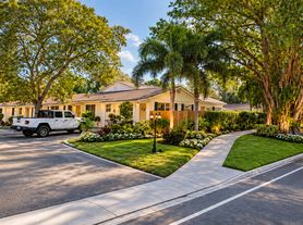 325 NW Spanish River Blvd Boca Raton, FL 33431