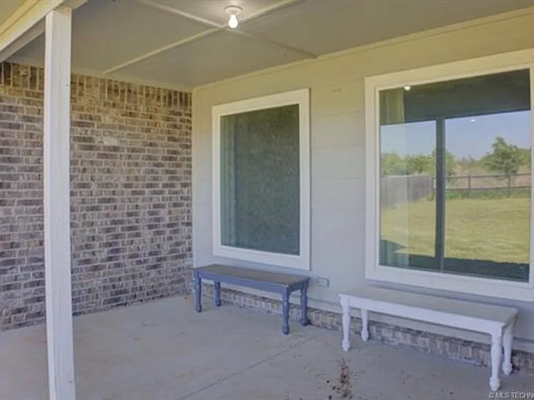 7012 S Elder Ave — Photo 41