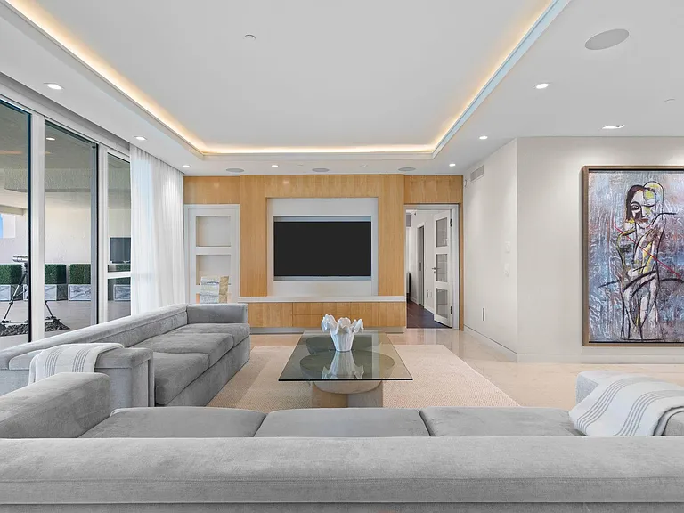 101 S Fort Lauderdale Beach Blvd #Penthouse 2703 — Photo 9