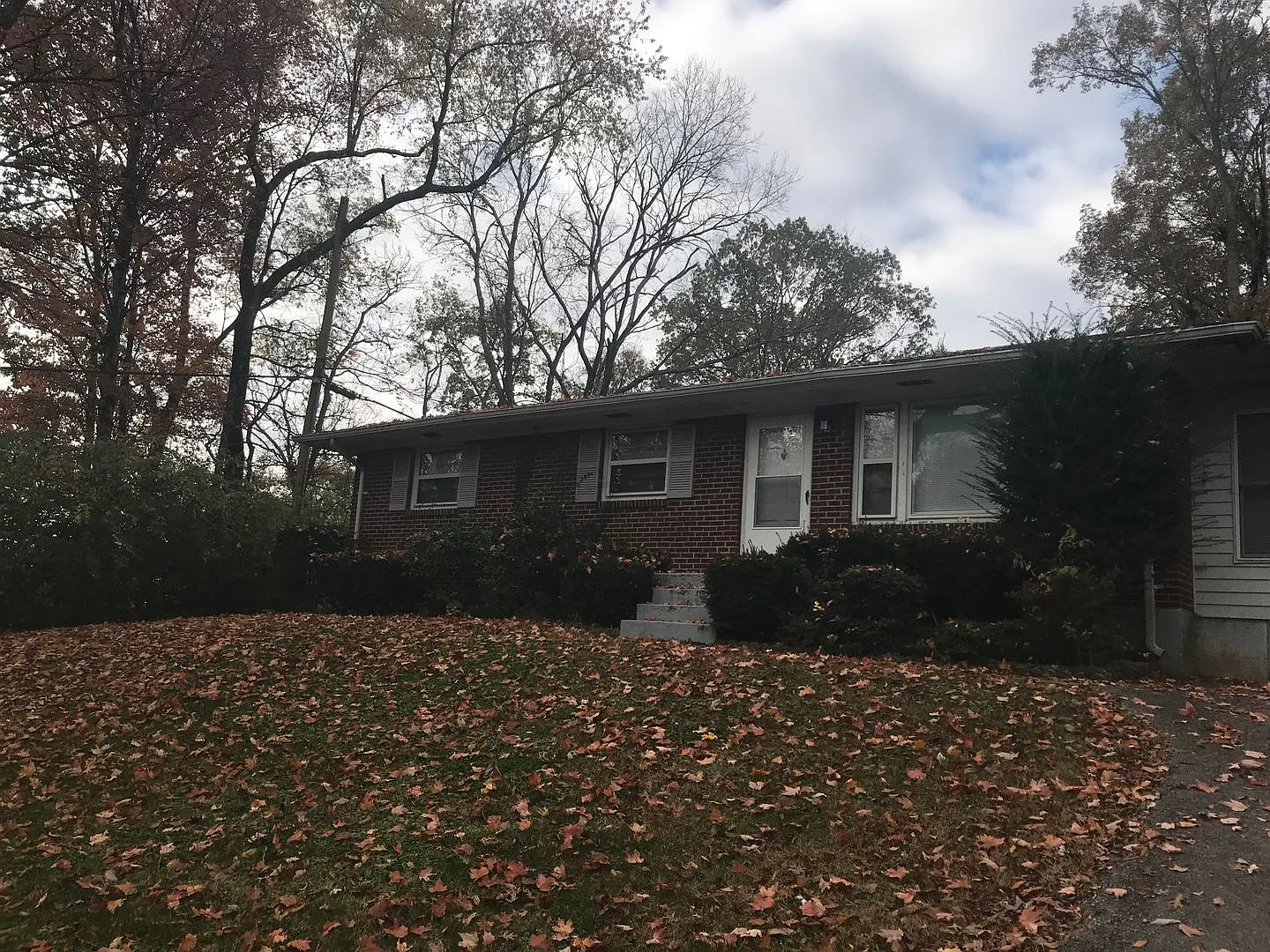 Adorable Donelson Home! — Photo 1