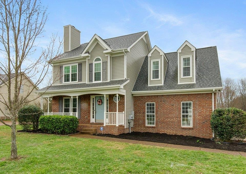1st image of 2813 Bloomfield Dr