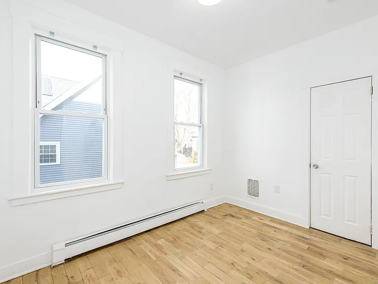 517 Winchester Ave #3 — Photo 6