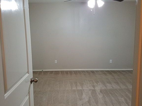 4th image of 3409 Prestwick St