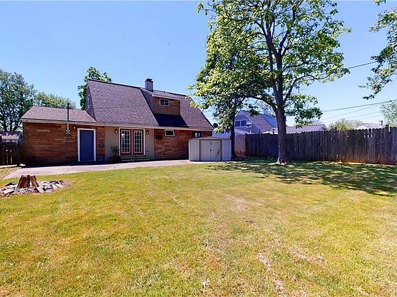 2nd image of 41 Carol Ln