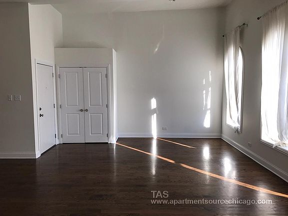 5th image of 1856 N Humboldt Blvd #G