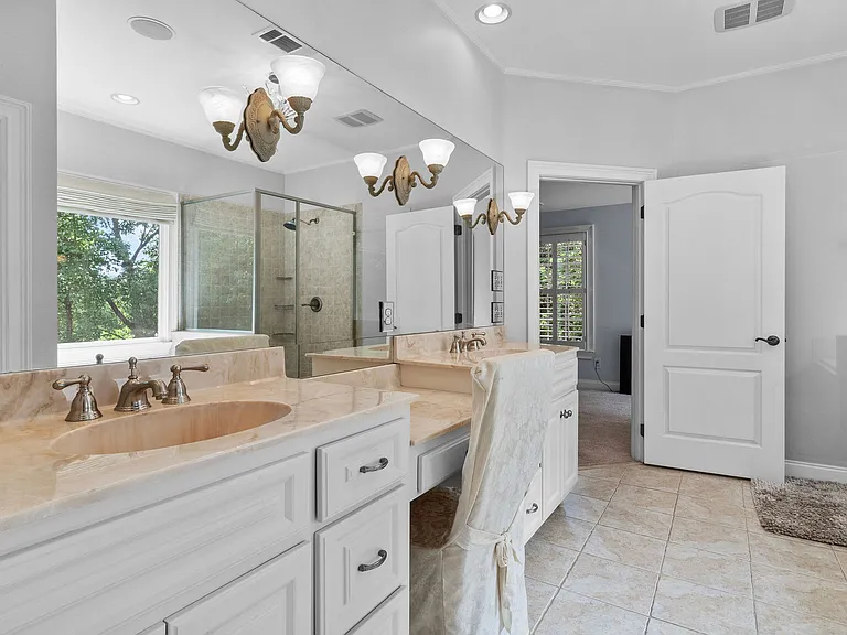 6227 Lake Vista Cir — Photo 35