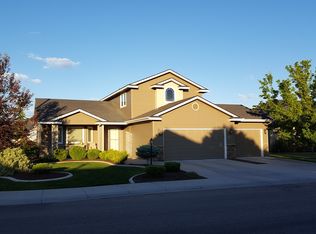 4190 N Rhodes Ave, Meridian, ID 83646