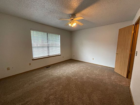 5th image of 1511 N Bernice Dr