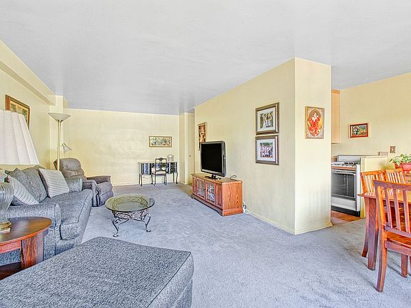 3rd image of 458 Neptune Ave APT 3R