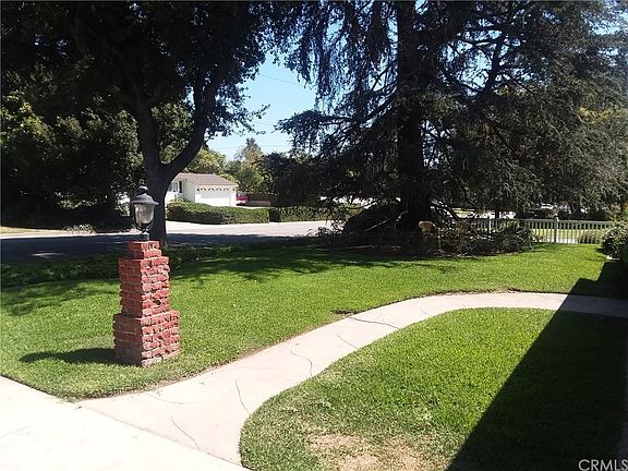 4th image of 8237 California Ave