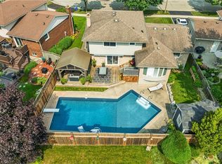 126 Winding Way, Kitchener, ON N2N1N4