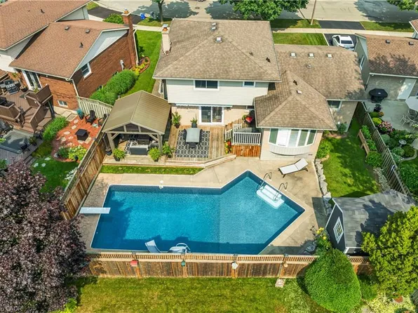 126 Winding Way, Kitchener, ON N2N 1N4