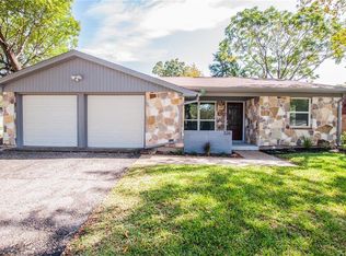 326 N Cottonwood Dr, Richardson, TX 75080