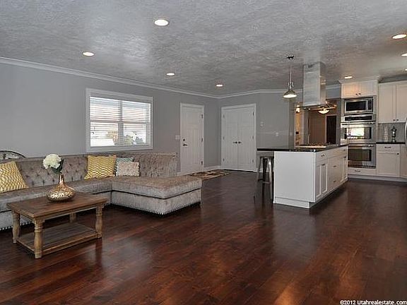 4th image of 2895 E Wardway Dr