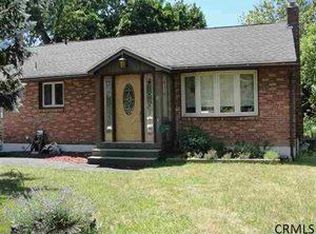 21 New Jersey Ave, Rensselaer, NY 12144