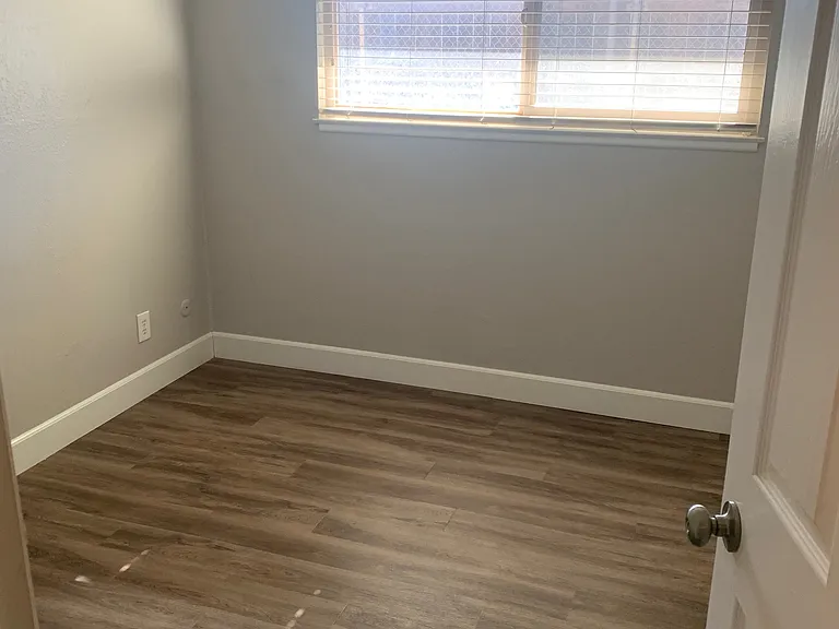 16180 Washington St — Photo 21