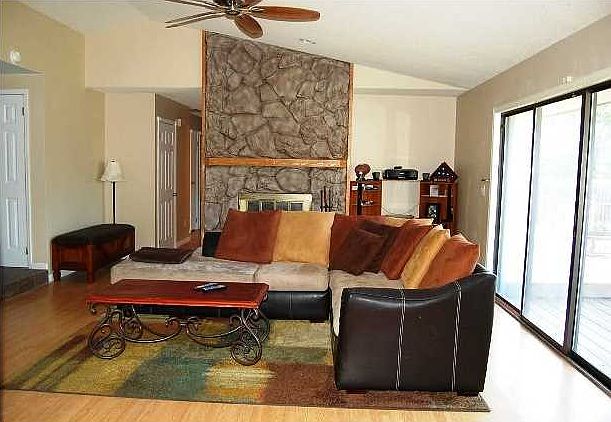 1st image of 802 E 4th Cir
