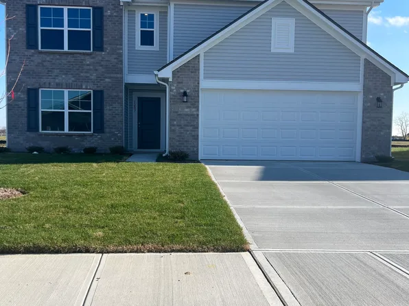 1207 Noel Trace Rd, Danville, IN 46122