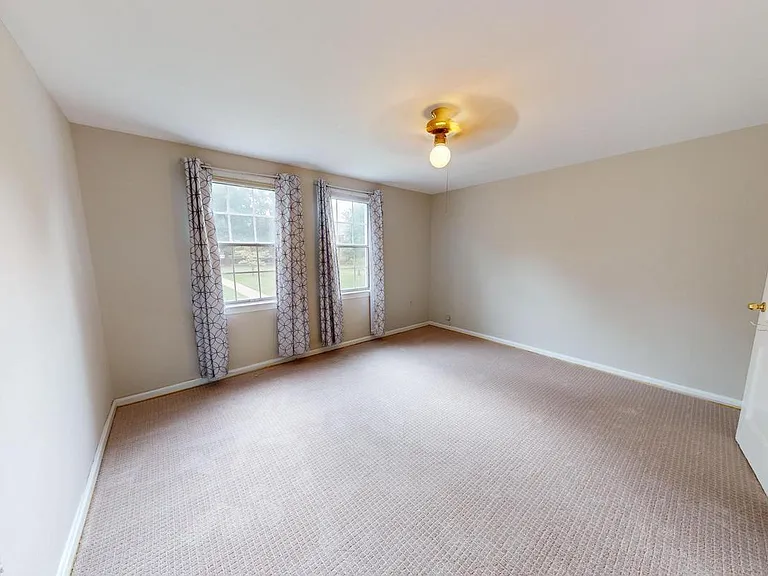 6512 Potomac Ave #A1 — Photo 16